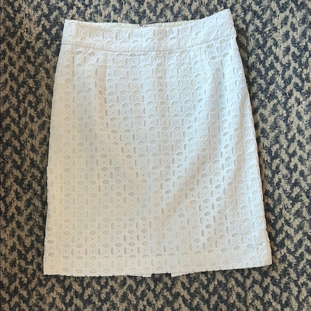 Banana Republic White Knee-Length Pencil Skirt